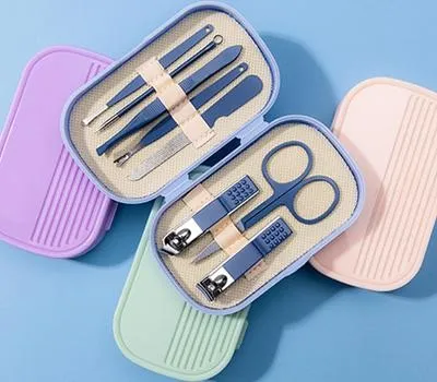 손톱깎이 판촉물 제작 시 주의사항 5가지 4 팔레트 네일케어 손톱깎이 8P 미용세트