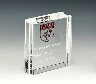 상패 기념품 제작 시 품질 검수 체크포인트 완벽 정리 2 크리스탈 문진